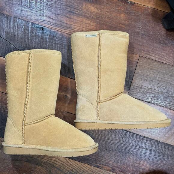 BEARPAW The Emma Tall Classic Suede Winter Boot Size 6 NWOT - Picture 3 of 5